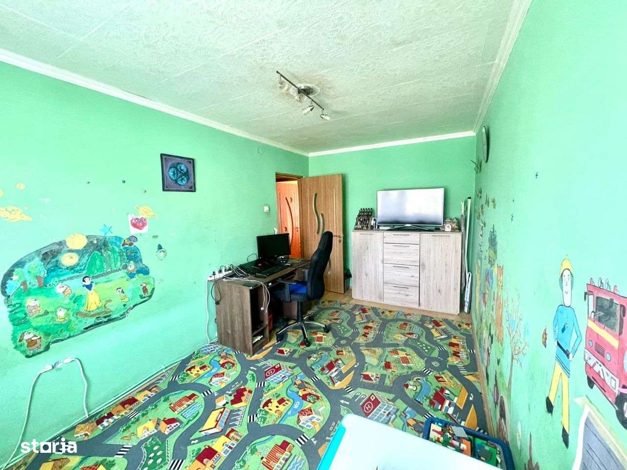 Apartament 2 camere, decomandat, etajul 1 Central, Cisnadie-4