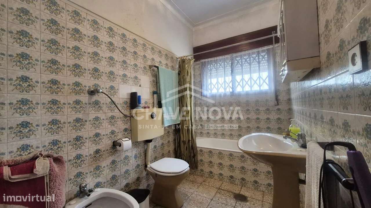 Andar Moradia T3 c/garagem e Terraço em Valadares-16