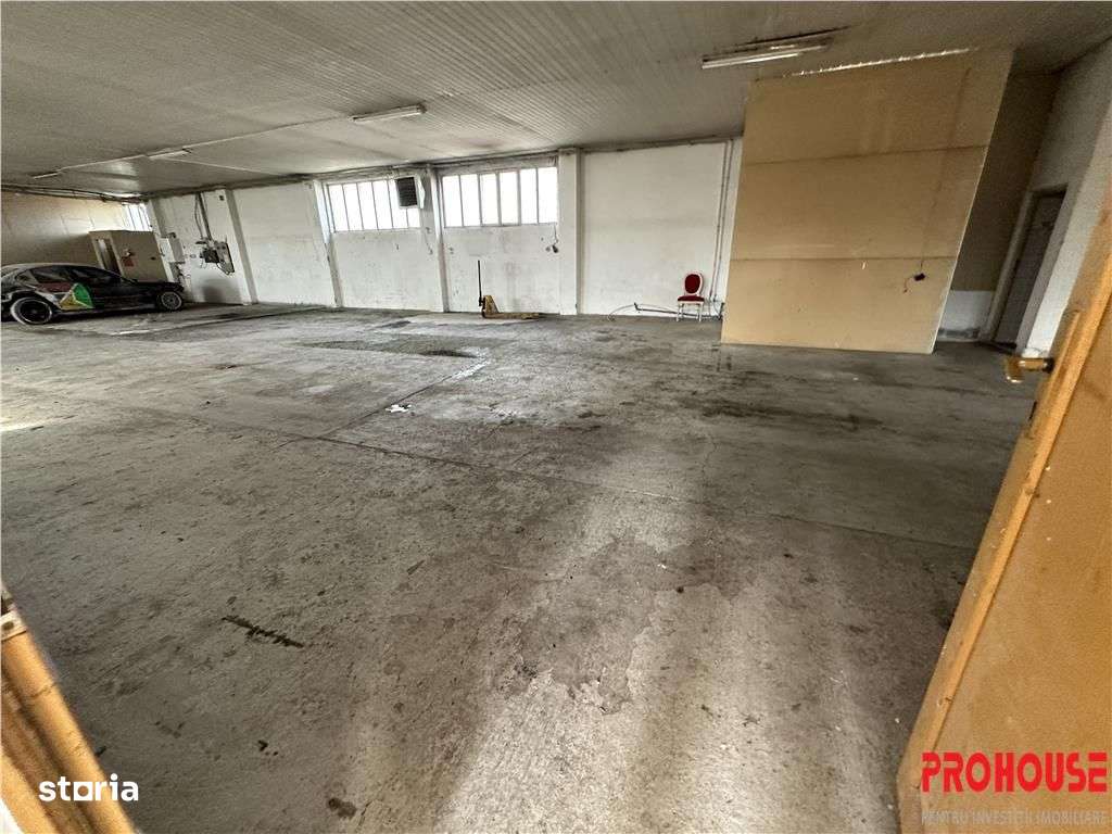 BUHUSI - Hala 507 mp, curte 2107 mp - Imagine principală: 3/16