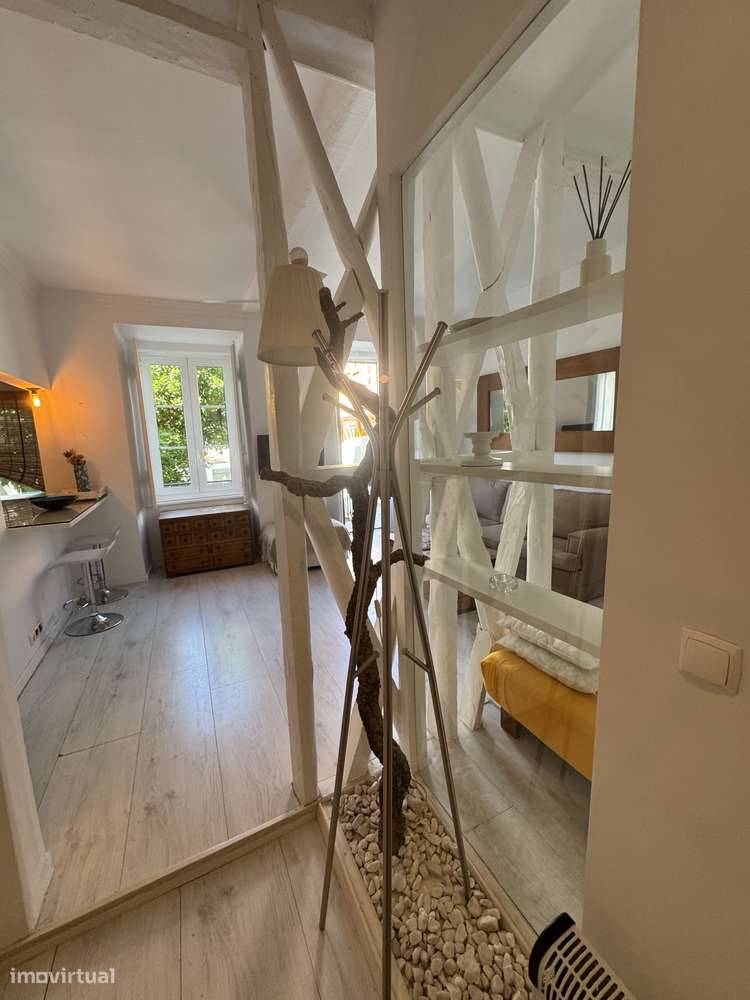 T2 em Campo de Ourique mobilado com jardim e anexo de 20m2 - Grande imagem: 5/23