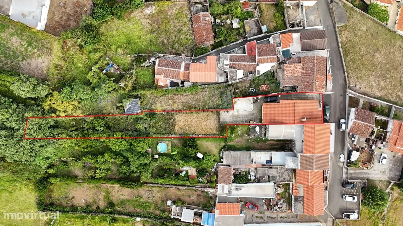 Excelente moradia T2 com garagem em Ribeirinha-8