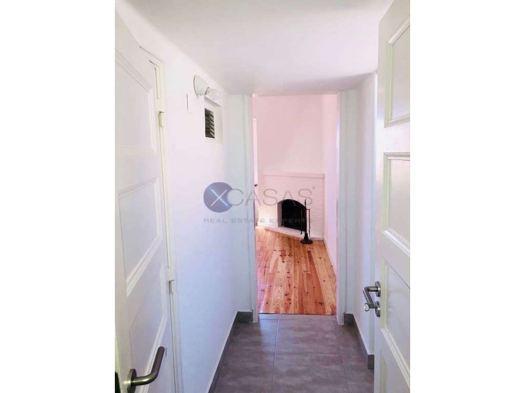 Excelente moradia T5 totalmente recuperada situada em Cascais. - Grande imagem: 5/60