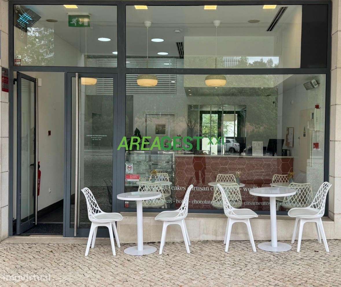 Loja para trespasse, localizada em Lisboa - Parque das Nações - Exp...-0