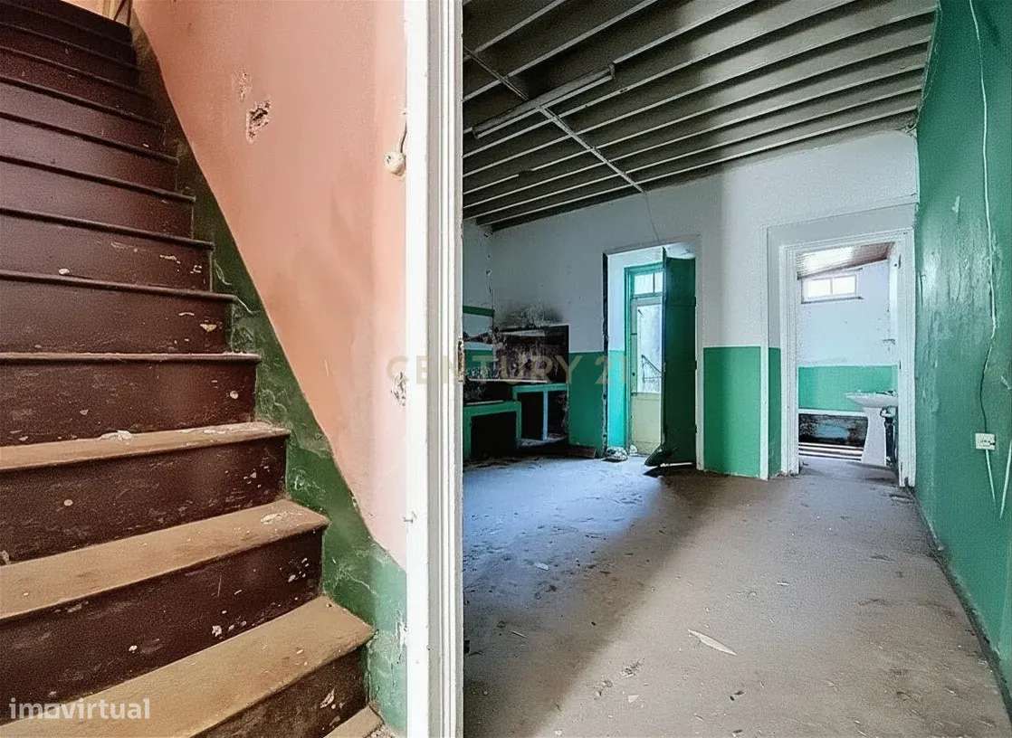 Entre a Cidade e o Mar: Moradia com Elevado Potencial | São Roque, Pon-9