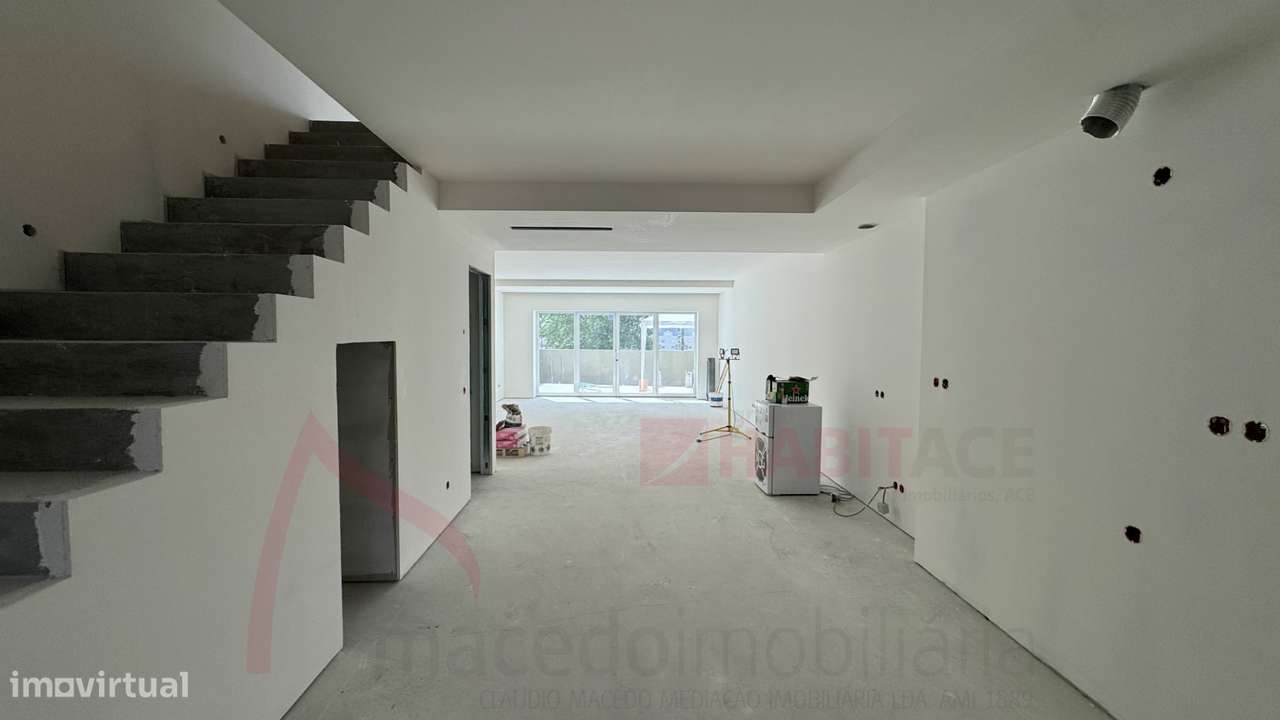 Moradia T3 para venda no Centro Histórico de Braga-7