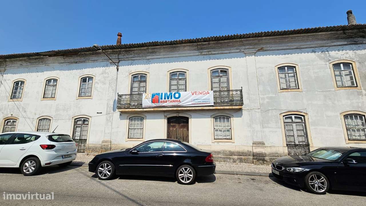 Edifício senhorial - Centro de Anadia - Grande imagem: 5/41