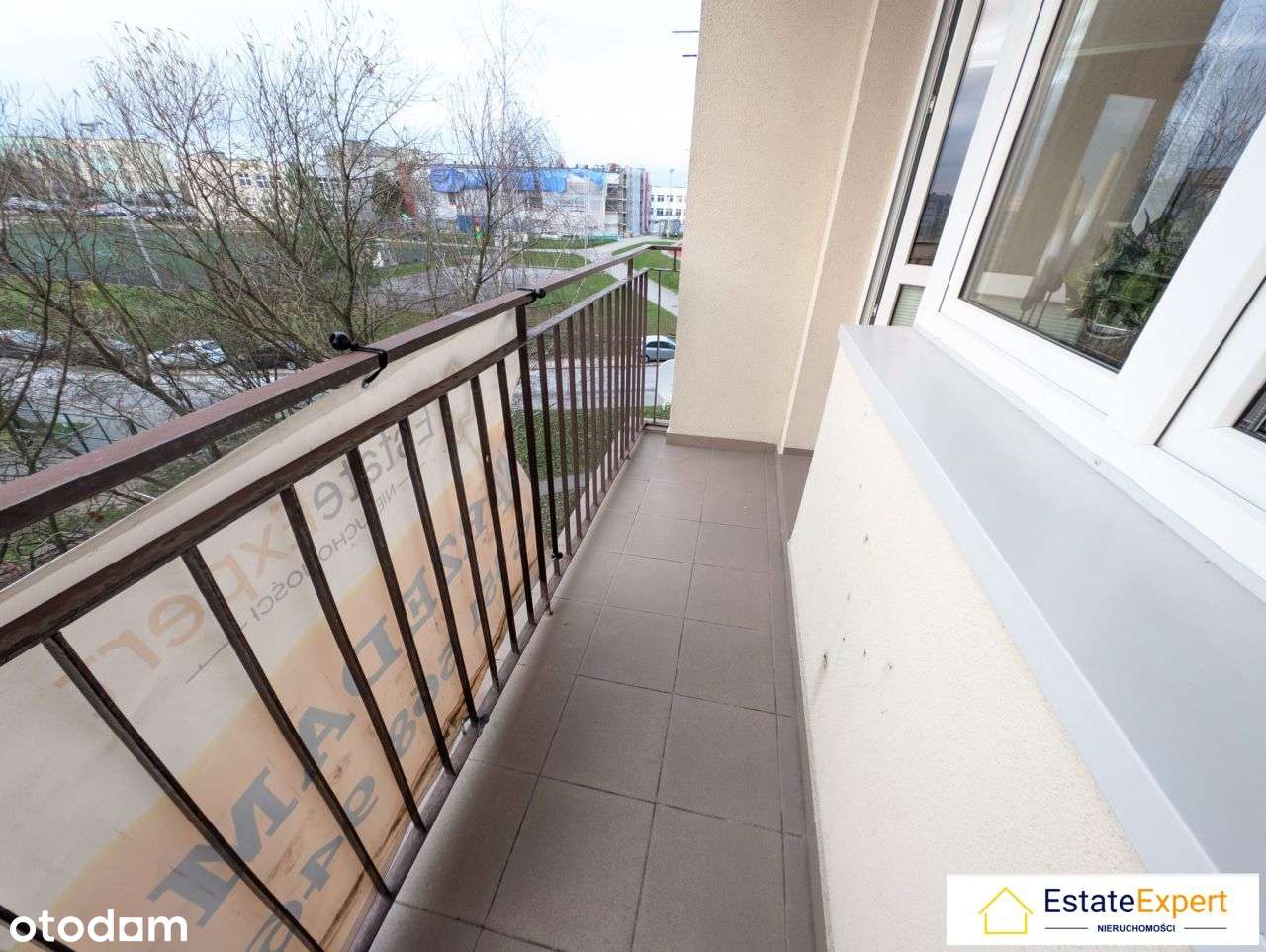 2 pokoje do zamieszkania z widna kuchnią i dużym b-13