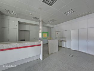Espaço comercial para arrendar - Câmara de Lobos - Grande imagem: 4/11