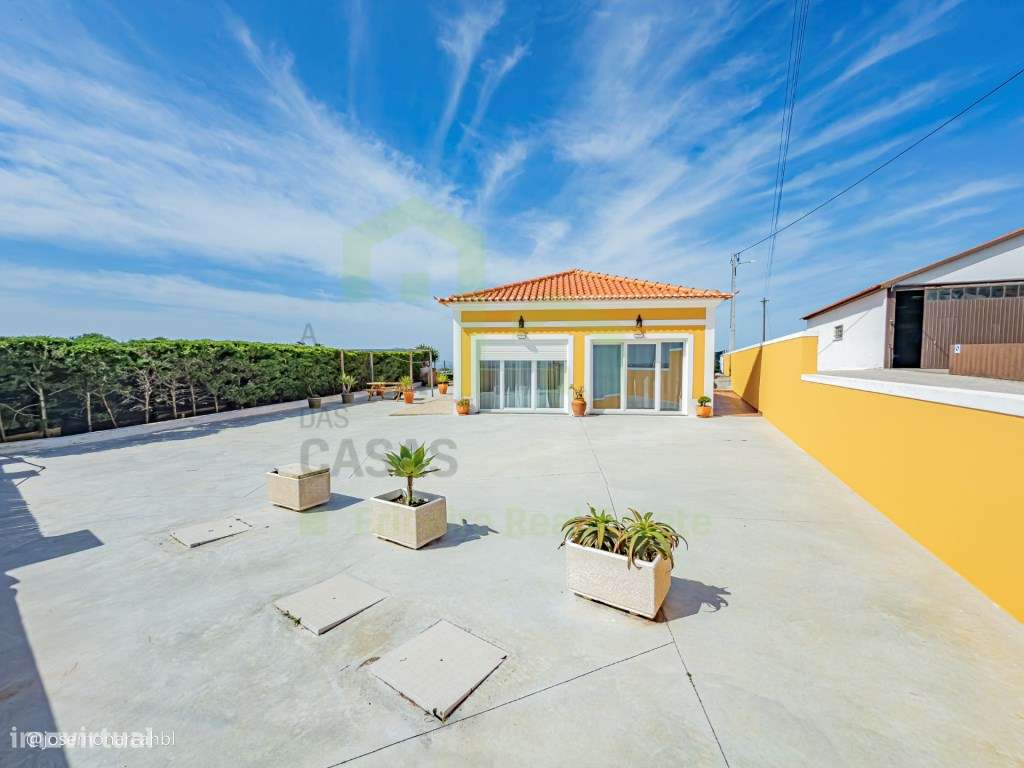 Vende Moradia T8, Ericeira 15 Km, A Casa das Casas-48