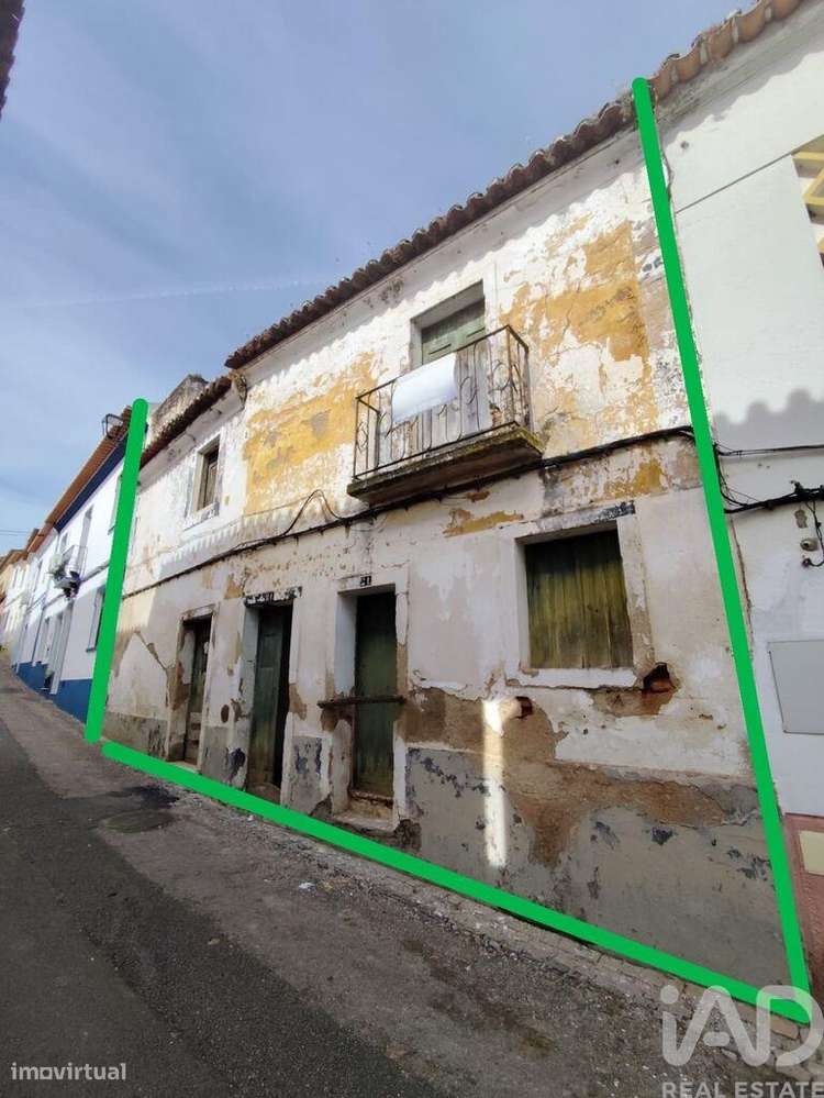 Predio Em Sousel De 276 M2