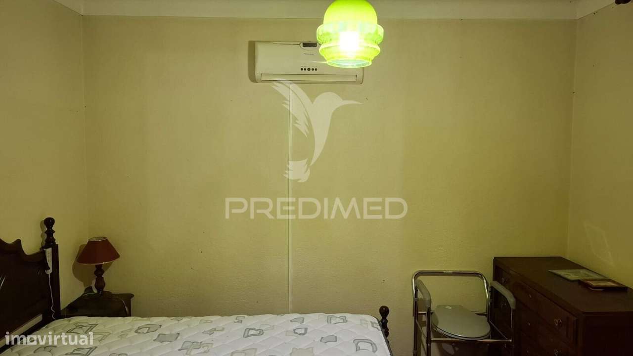 Moradia T2 com anexos e terreno na Vila de Alpiarça. - Grande imagem: 5/12