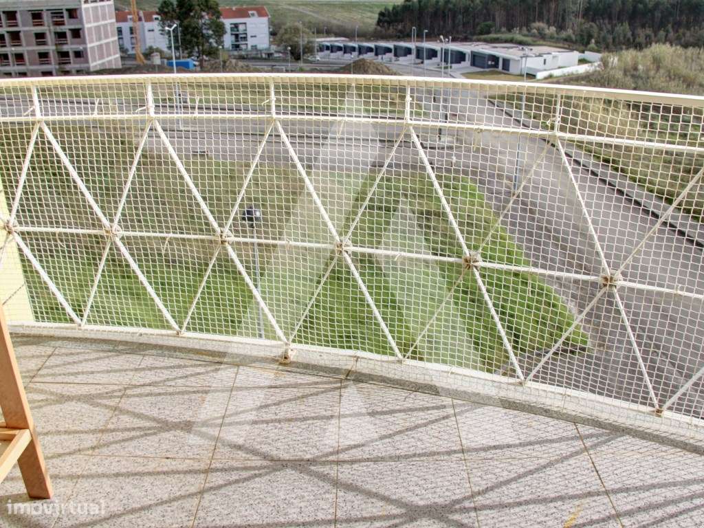 Apartamento T3 Oliveira do bairro-27