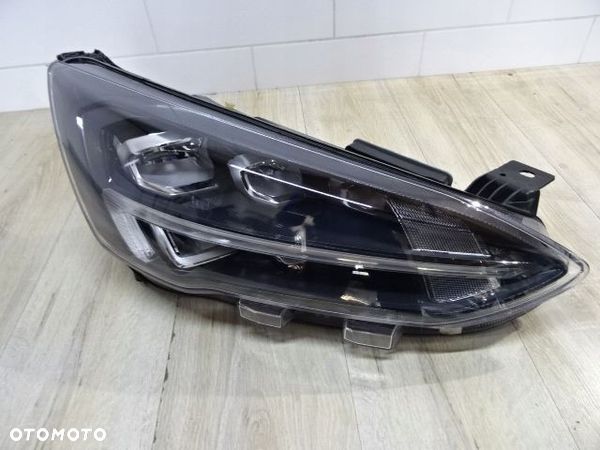 Full Led prawy Ford Focus MK4 lampa JX7B-13E014CE - 1