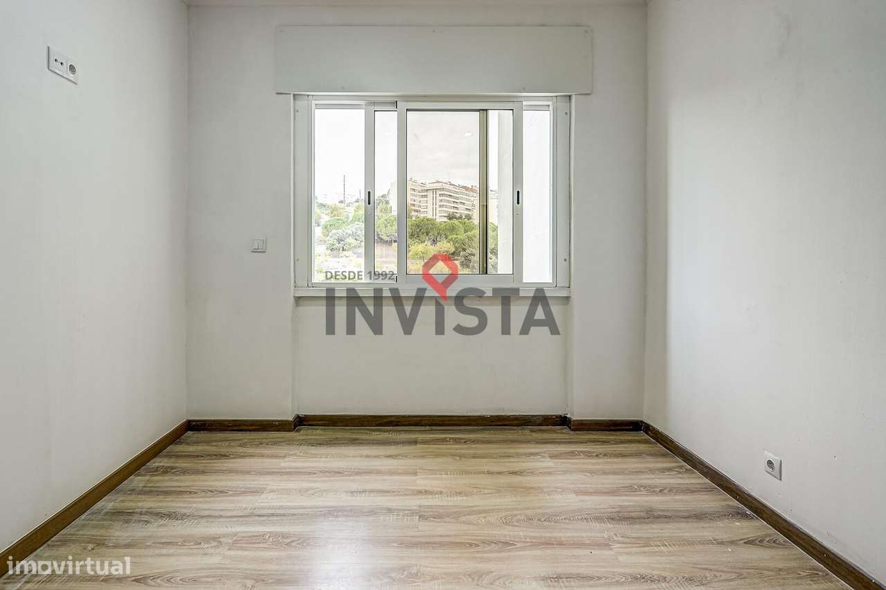 T2 em Santa Sofia | Vista para o Jardim-12