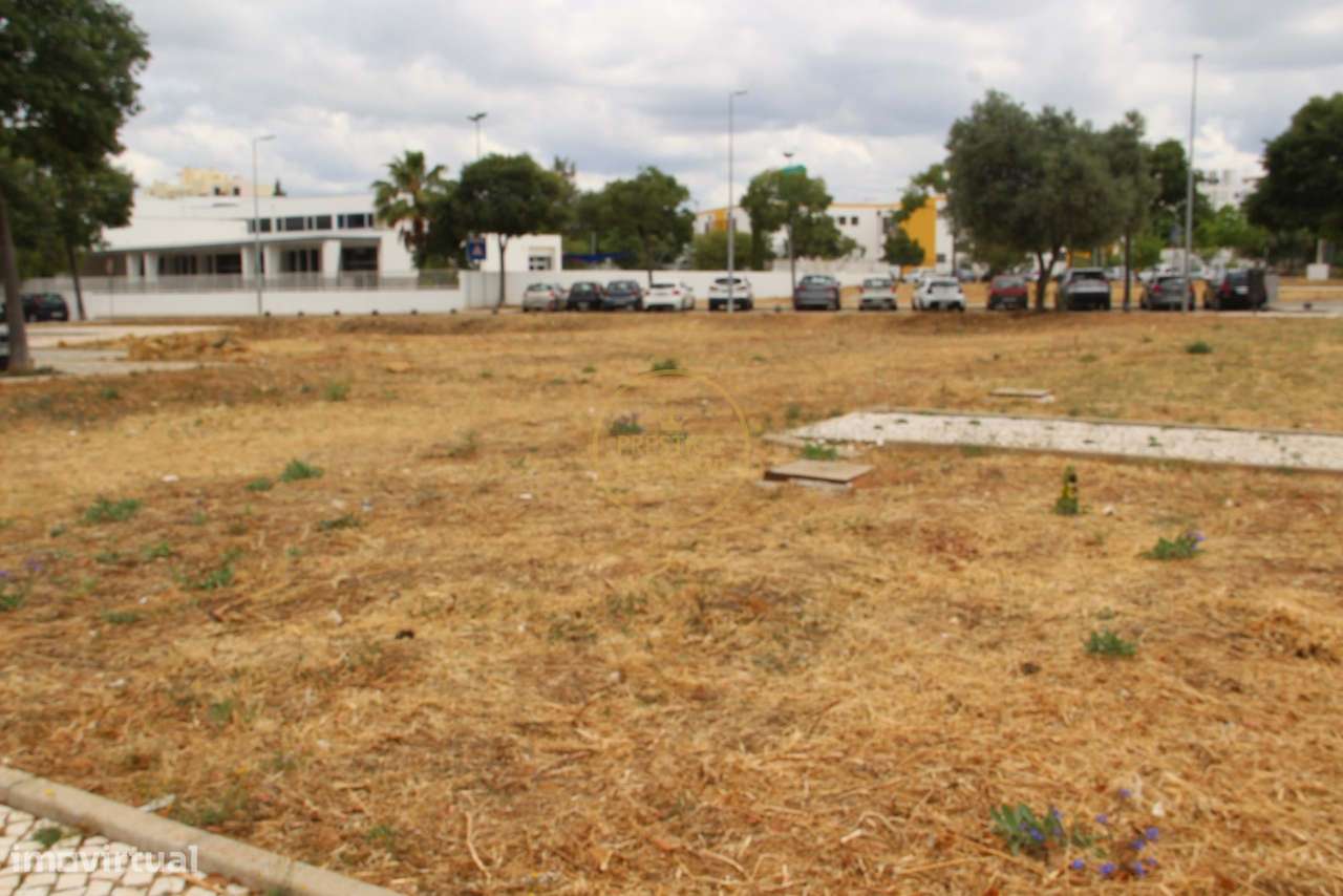 Terreno destinado a construção urbana habitacional  situado na Urbaniz - Grande imagem: 4/9