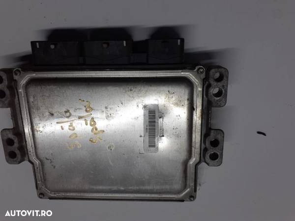 ECU calculator motor Renault Megane 3 1.5 DCI cod 237100120R - 3