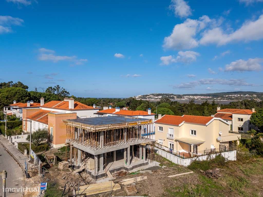 Moradia a apenas 220 metros da Lagoa de Óbidos - Grande imagem: 5/15