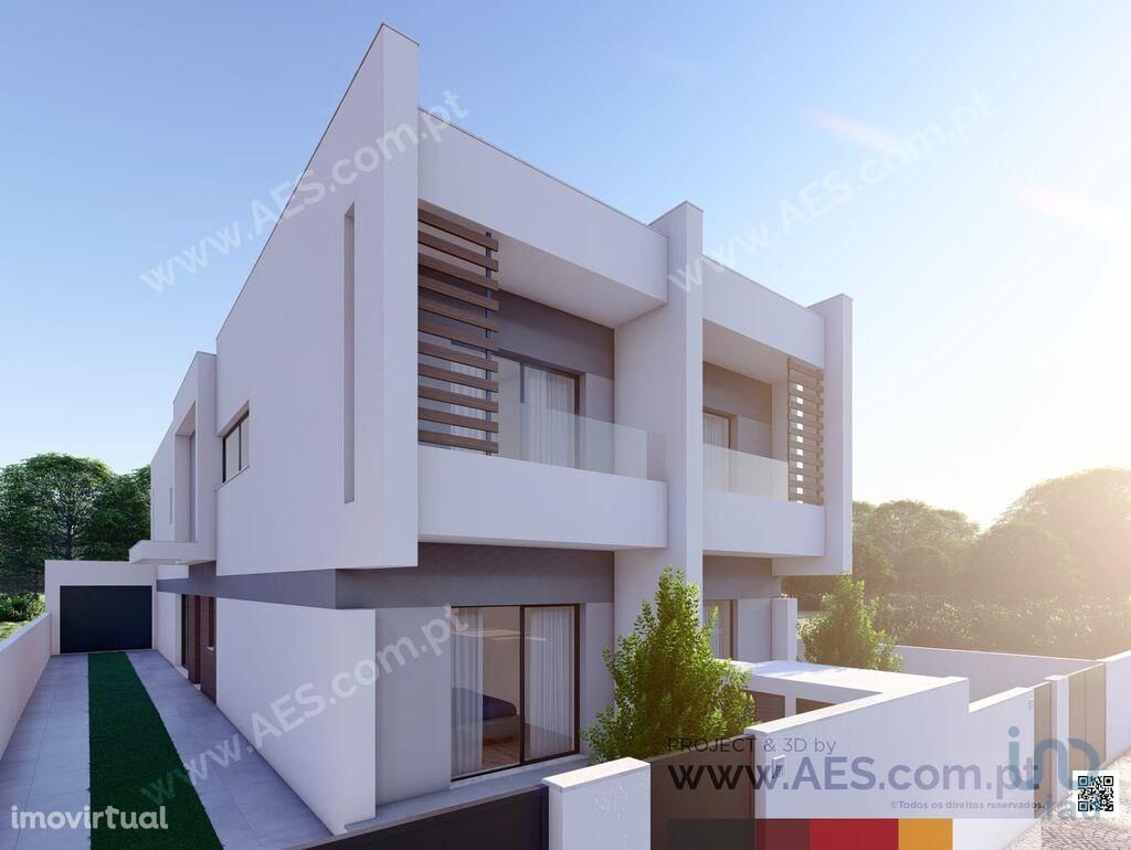 Casa / Villa T4 em Setúbal de 165,00 m2