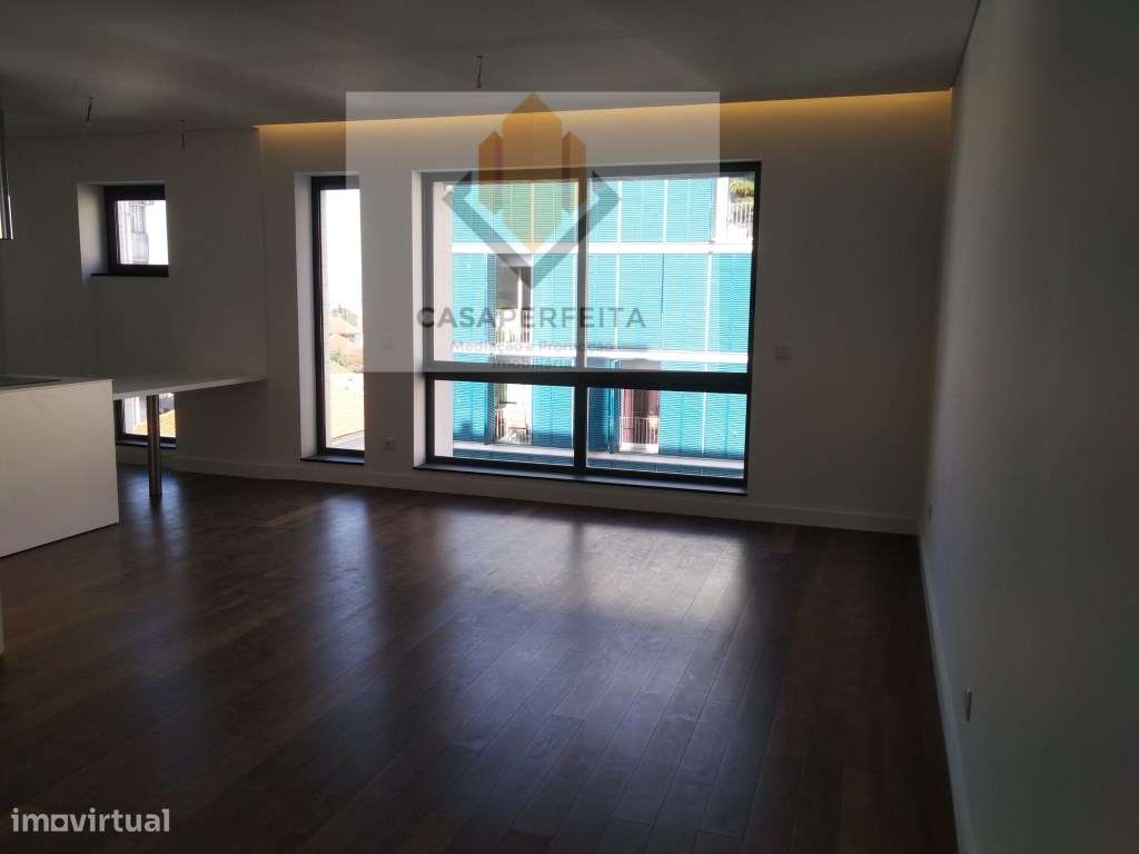 Apartamento T4 totalmente Remodelado -Boavista-19