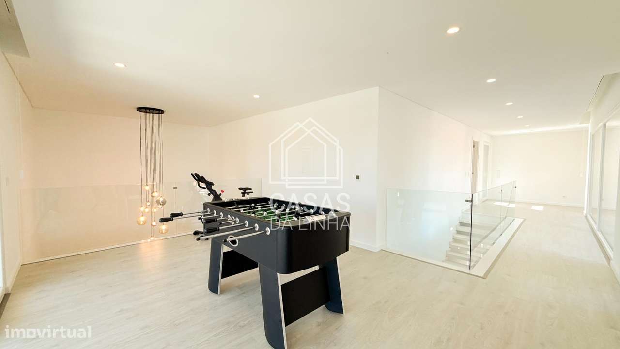 Moradia T6 de Luxo na Verdizela-22