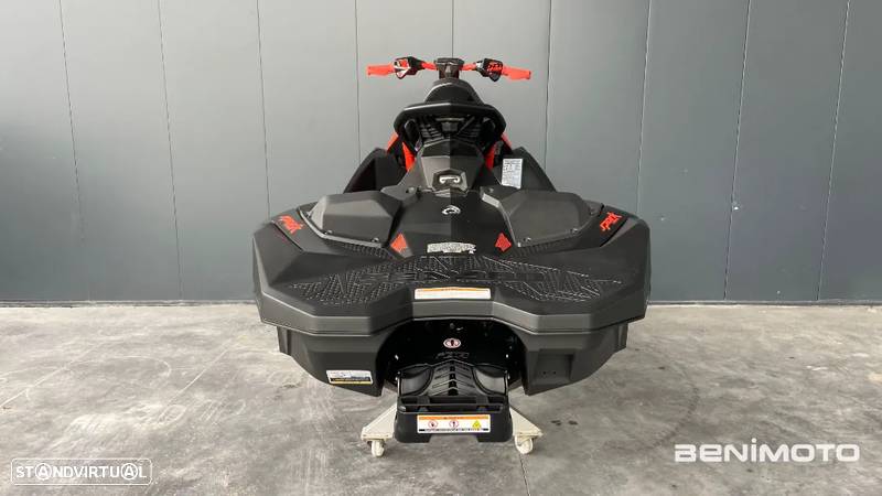 Sea-Doo SPARK TRIXX 2-Up - 7