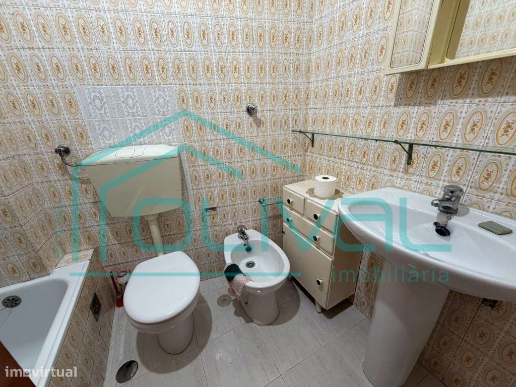 Apartamento T2 para recuperar-11