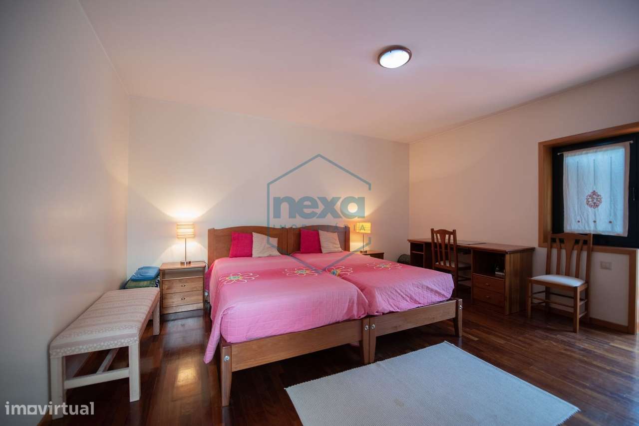 Moradia inserida em Quinta-38