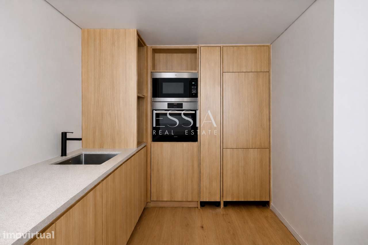 Moradia T4 Triplex com Piscina | Centro de  Matosinhos - Grande imagem: 5/27