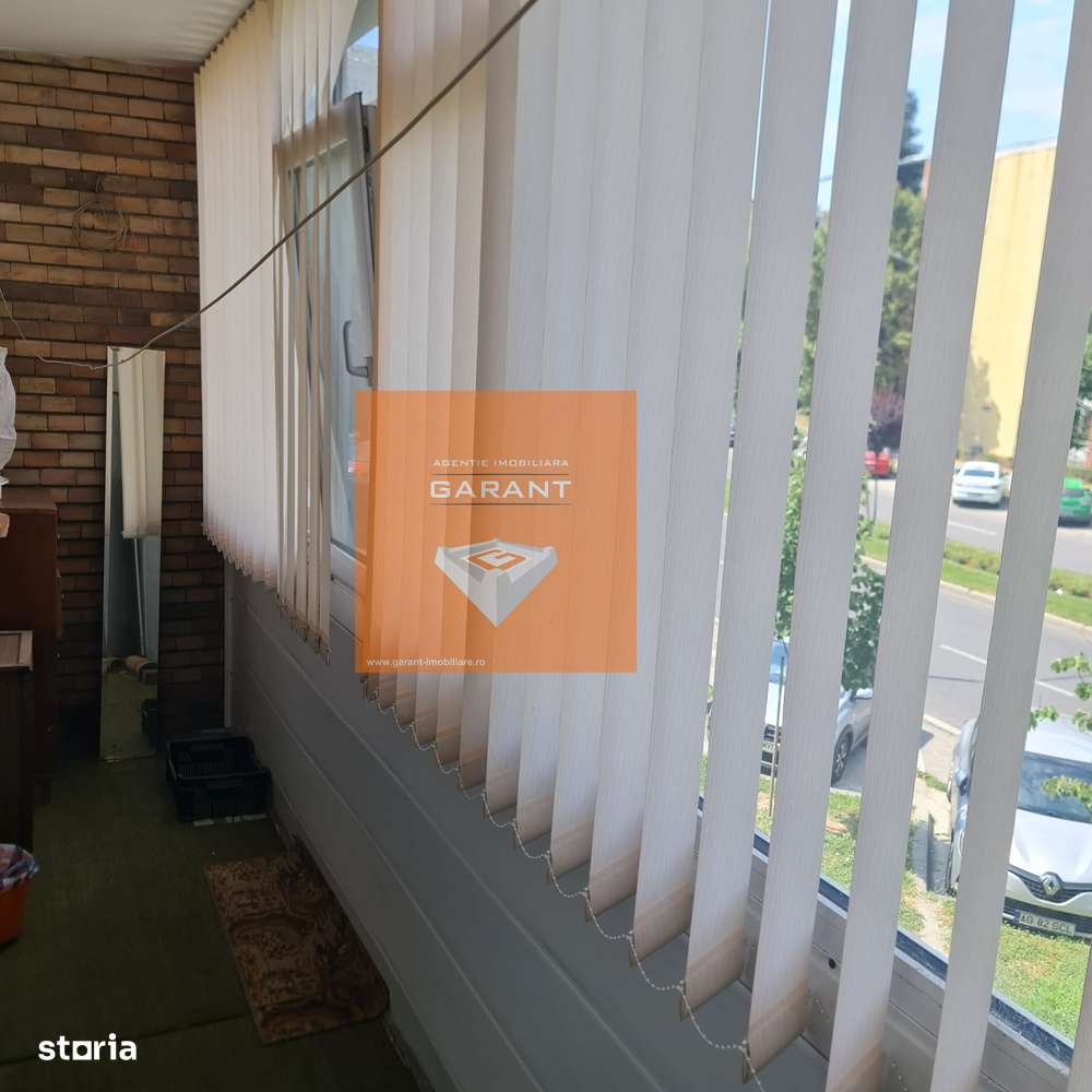 Apartament  2 camere, Calea Bucuresti, etaj 1,liber, 2 balcoane.-3