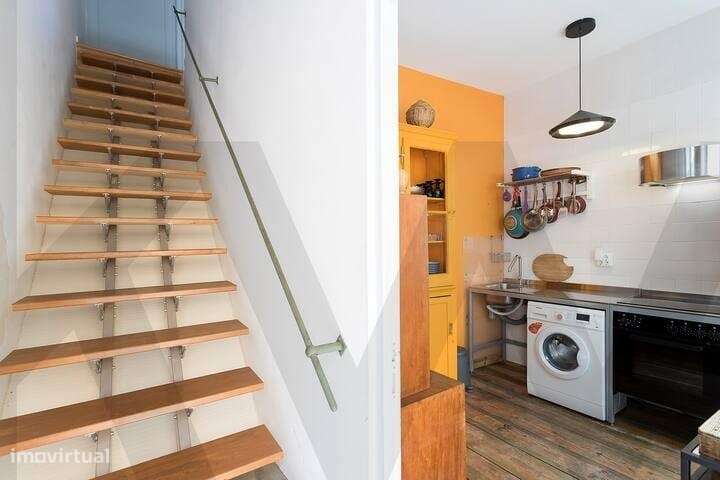 Moradia / Prédio na Graça, Vila Berta, renovado, com pátio e varanda - Grande imagem: 5/19