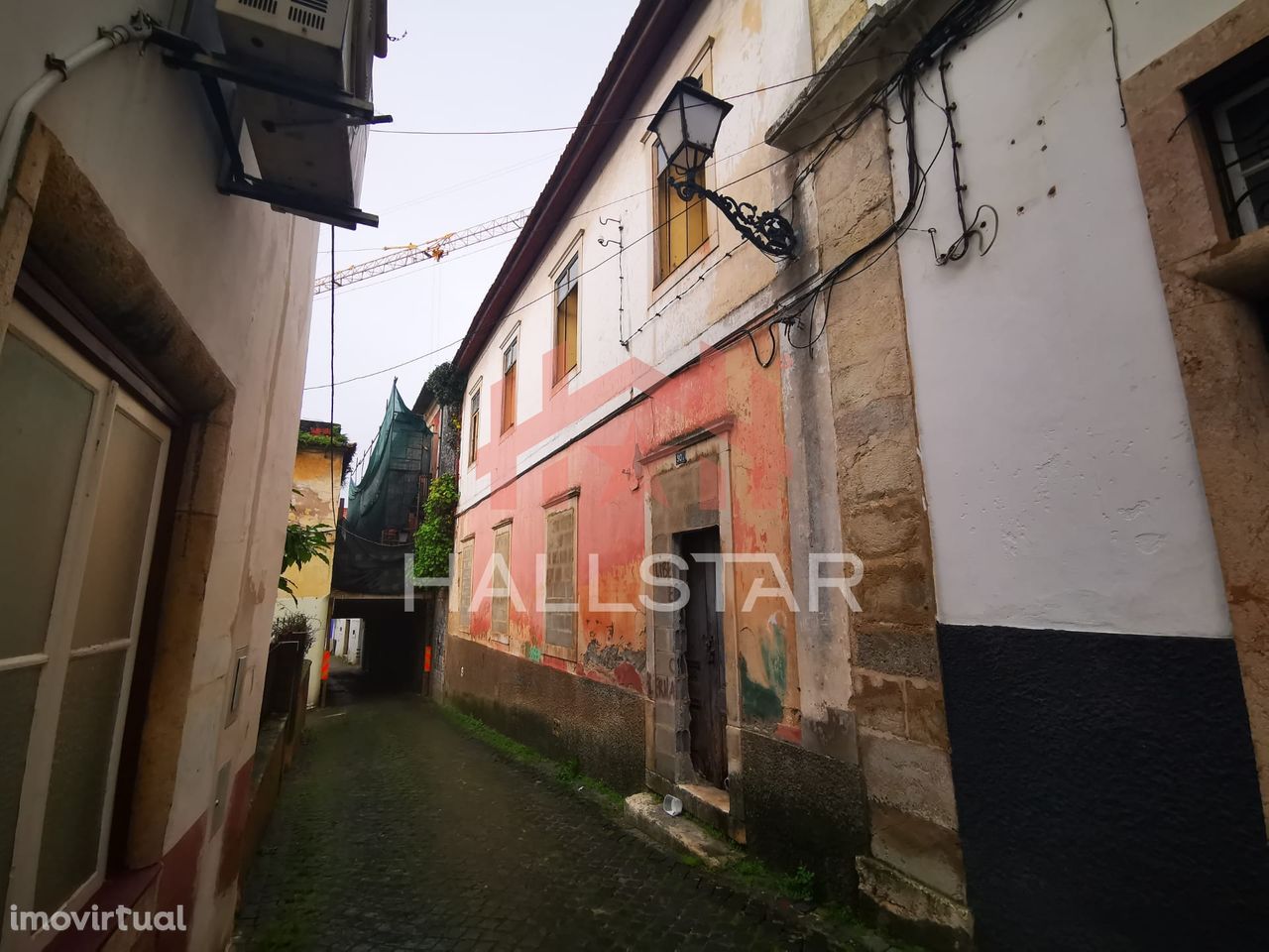 Prédio para reconstrução / Vista Castelo / Centro Histórico de Leiria