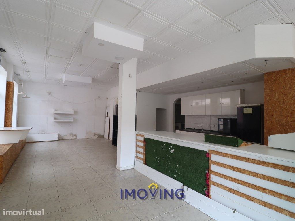 Excelente espaço comercial- Baixa da Banheira - Grande imagem: 1/25