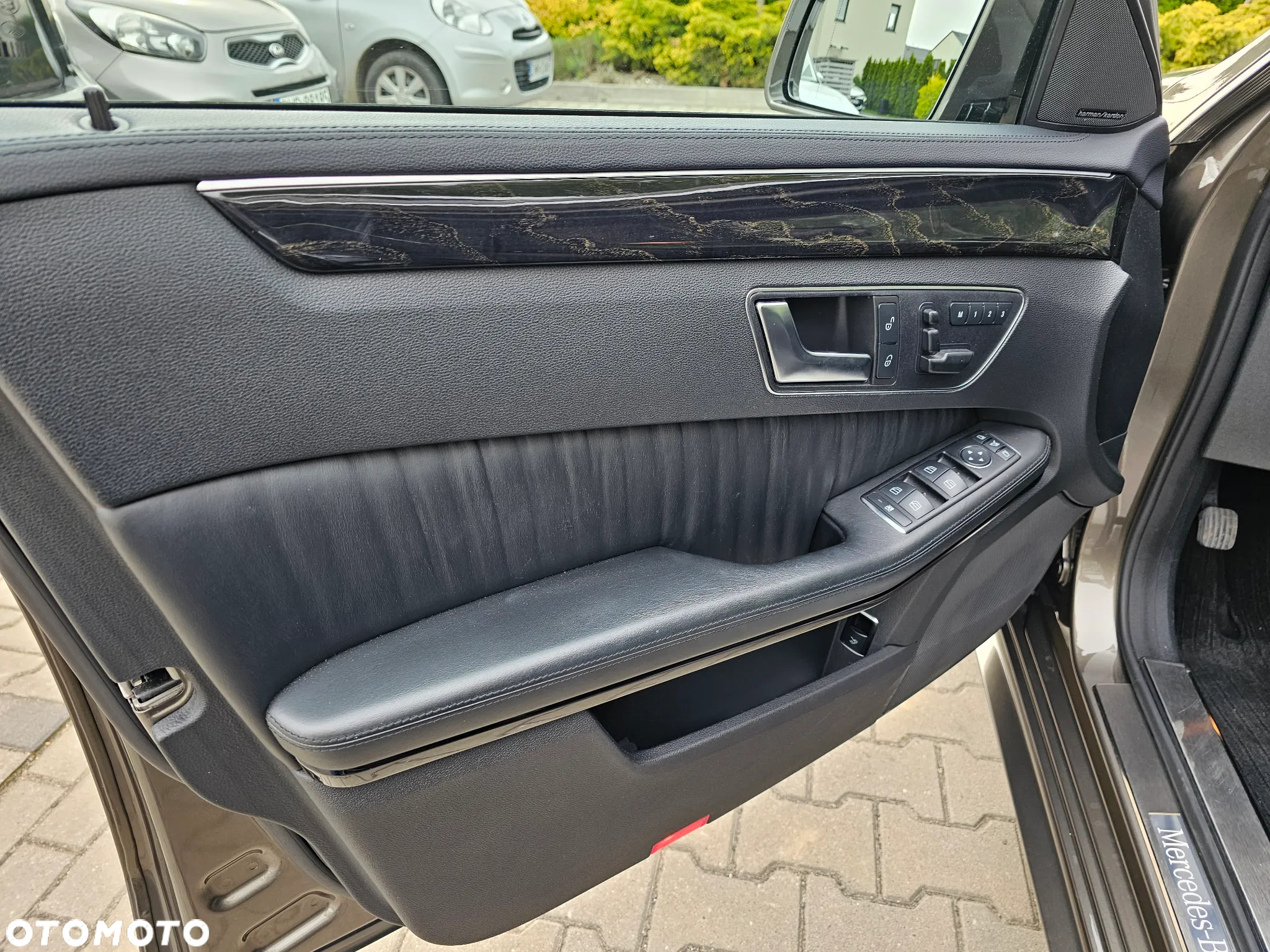 Mercedes-Benz Klasa E 350 CDI 4-Matic BlueEff Avantgarde - 13