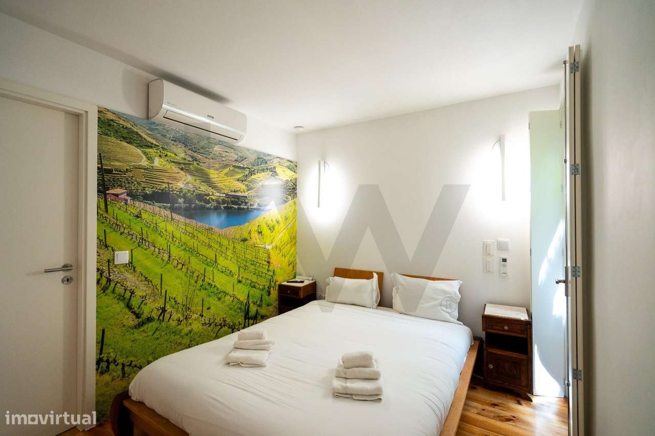 Uma Joia Contemporânea Sobre o Douro - T1 com vistas deslumbrantes-10