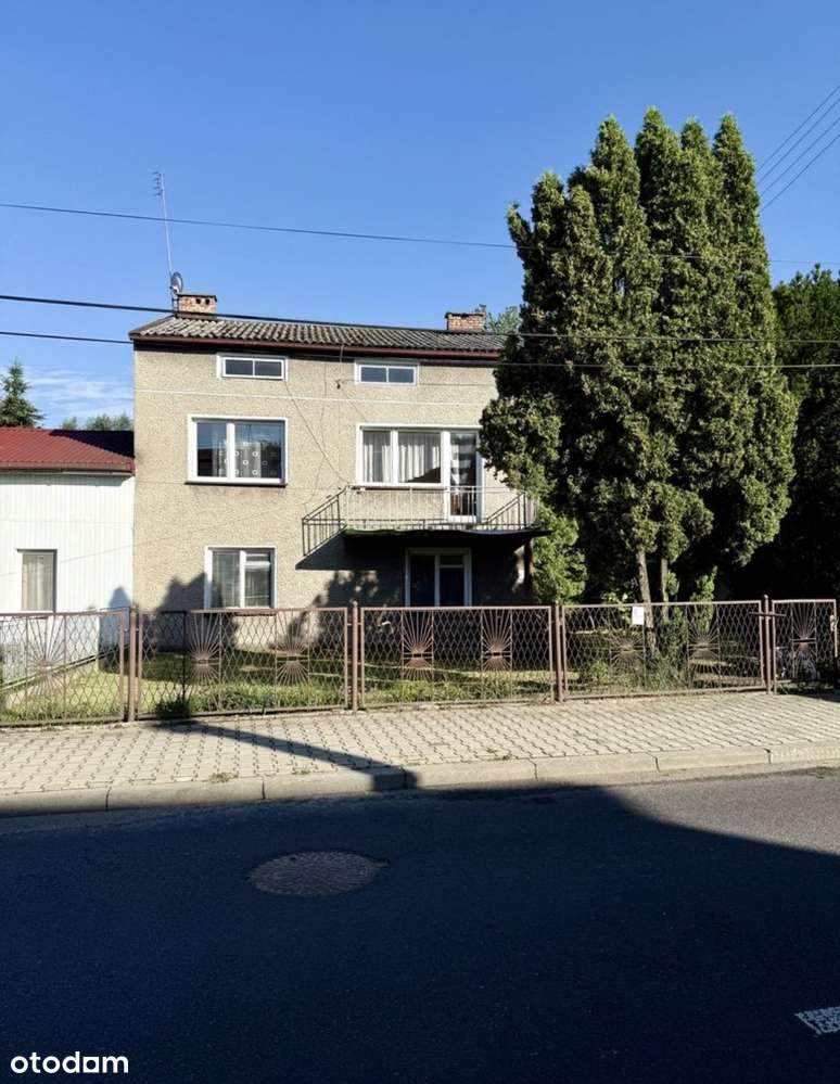 Przestronny dom z ogrodem w samym centrum.-5