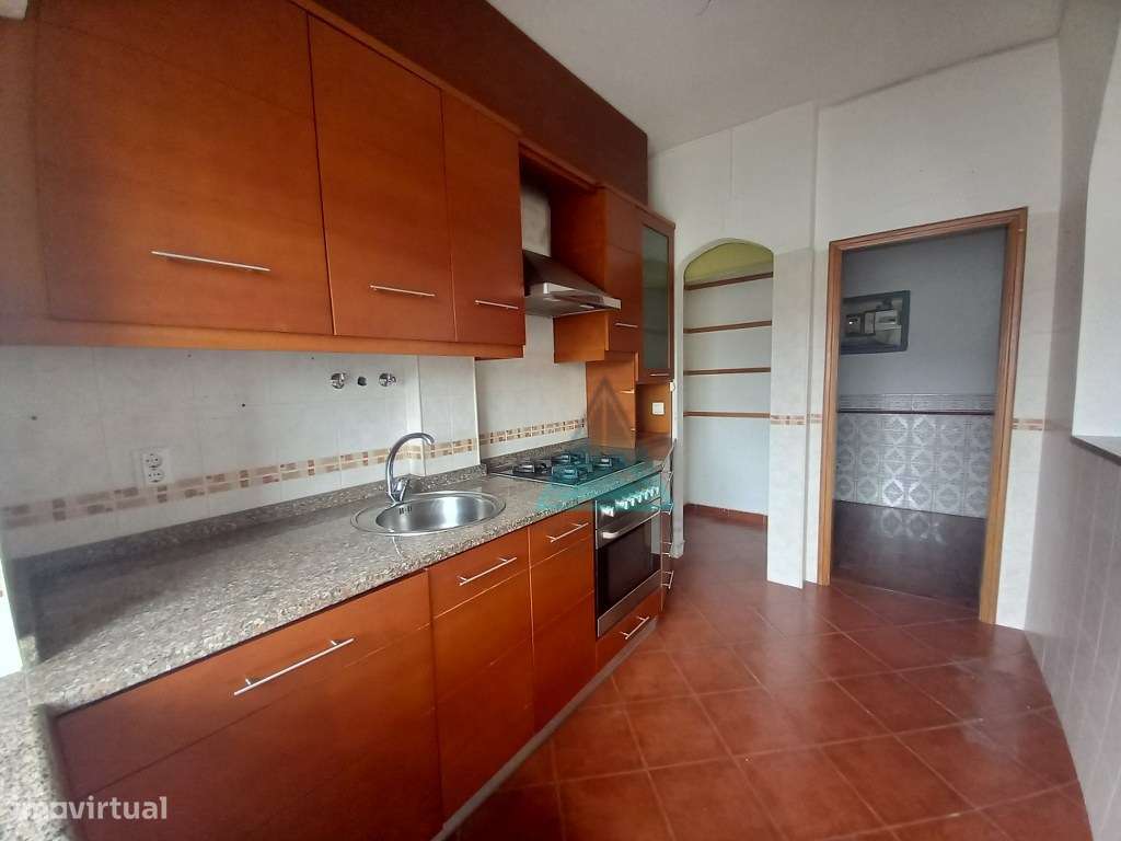 Apartamento T2 no Centro do Montijo | Localização Premium com Ampla... - Grande imagem: 1/29