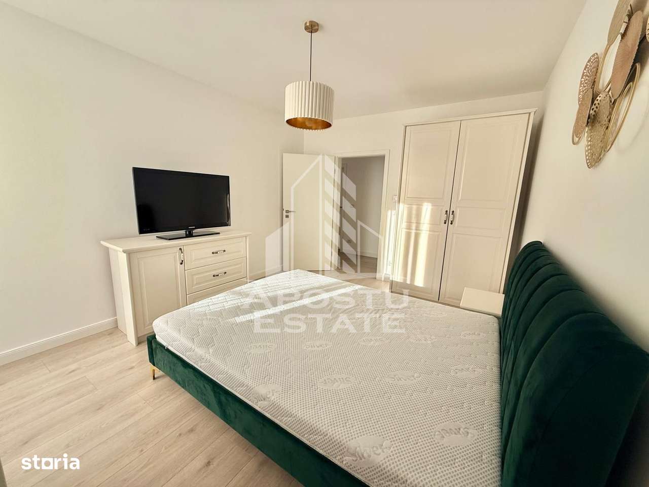 Apartament cu 3 camere, Zona Soarelui, loc de parcare la subteran - Imagine principală: 4/11