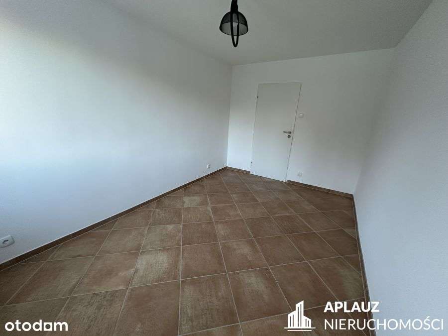 Przestronne 3-Pokojowe Mieszkanie w Karpaczu-15