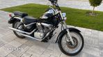 Suzuki Intruder - 4