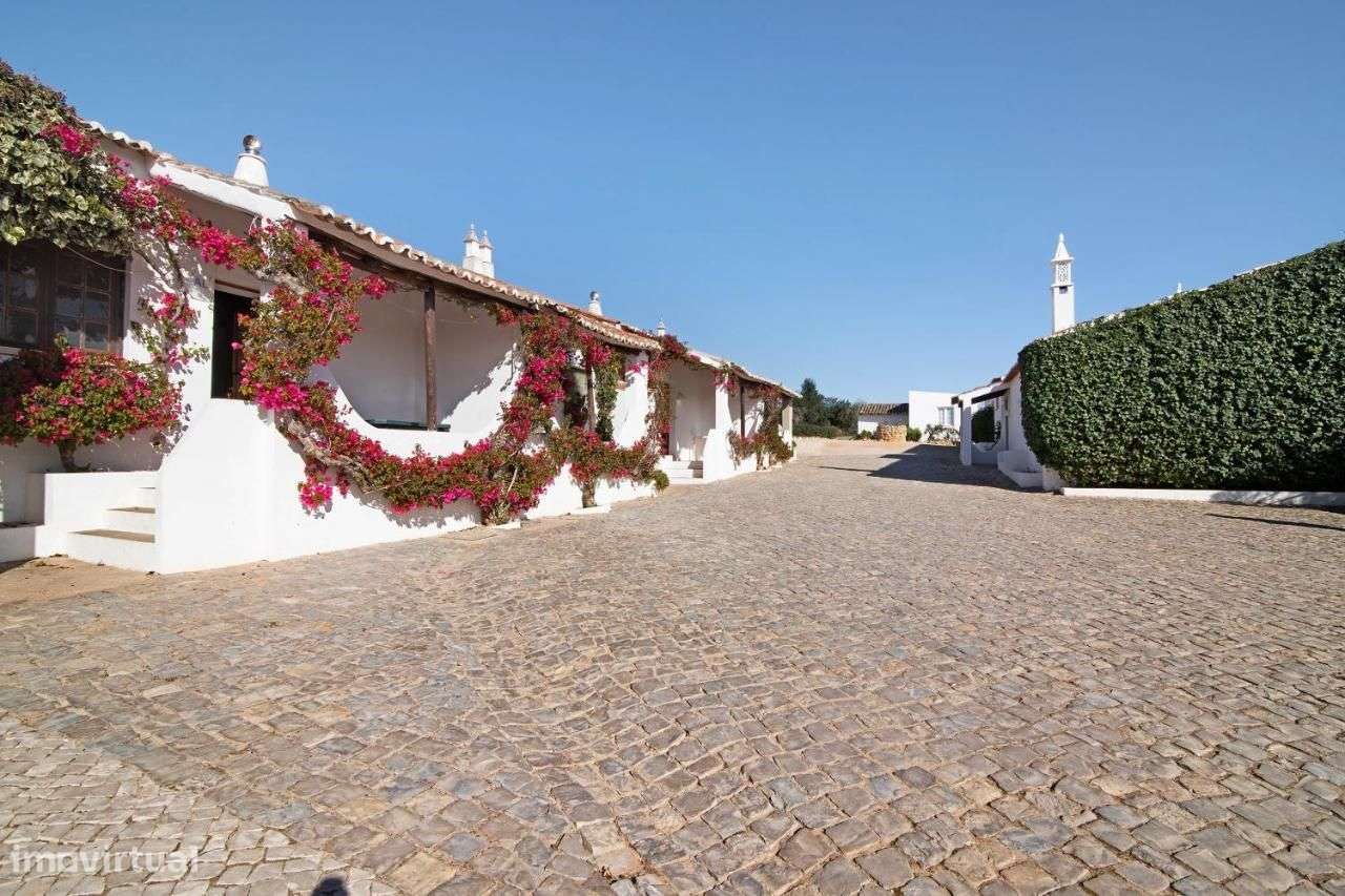 Quinta algarvia em exploração turistica - Guia - Oportunidade-4