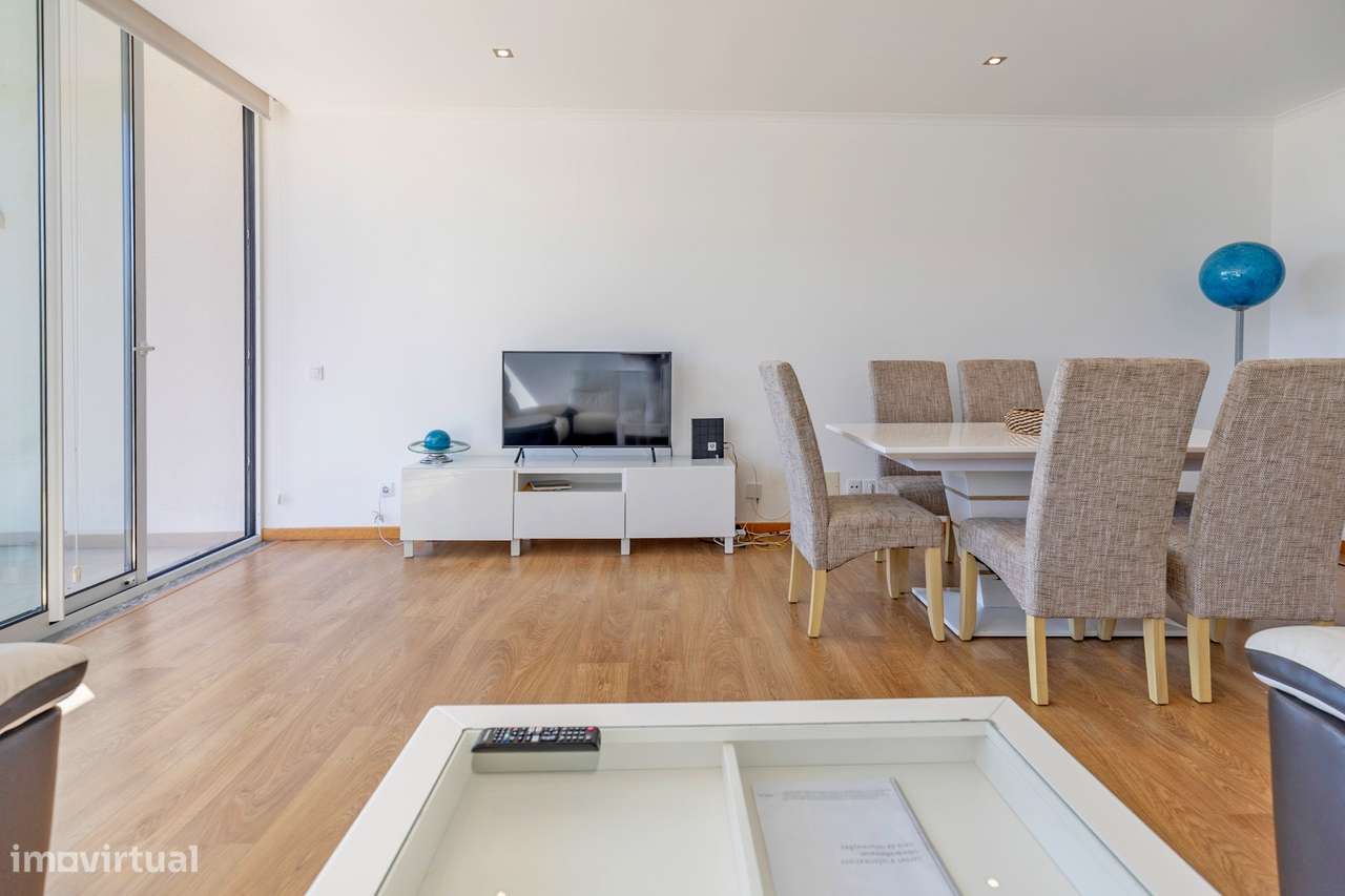 Moradia T3 piscina terraço vista mar e vila de Sesimbra-9