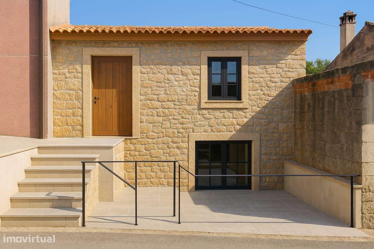 Moradia T2 Recuperada | Alma Rústica & Conforto Moderno-0