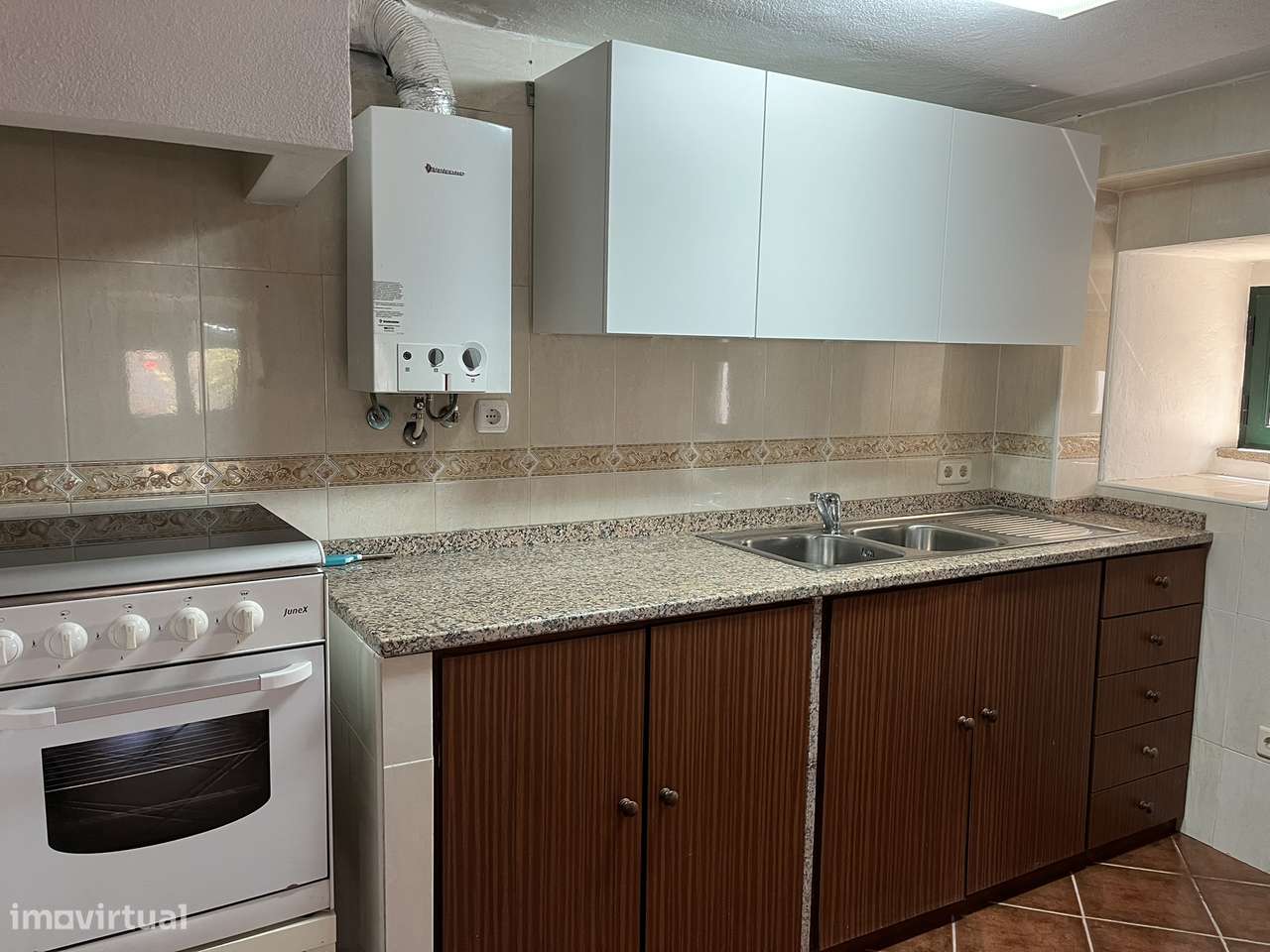 moradia pronta a habitar - Grande imagem: 4/10