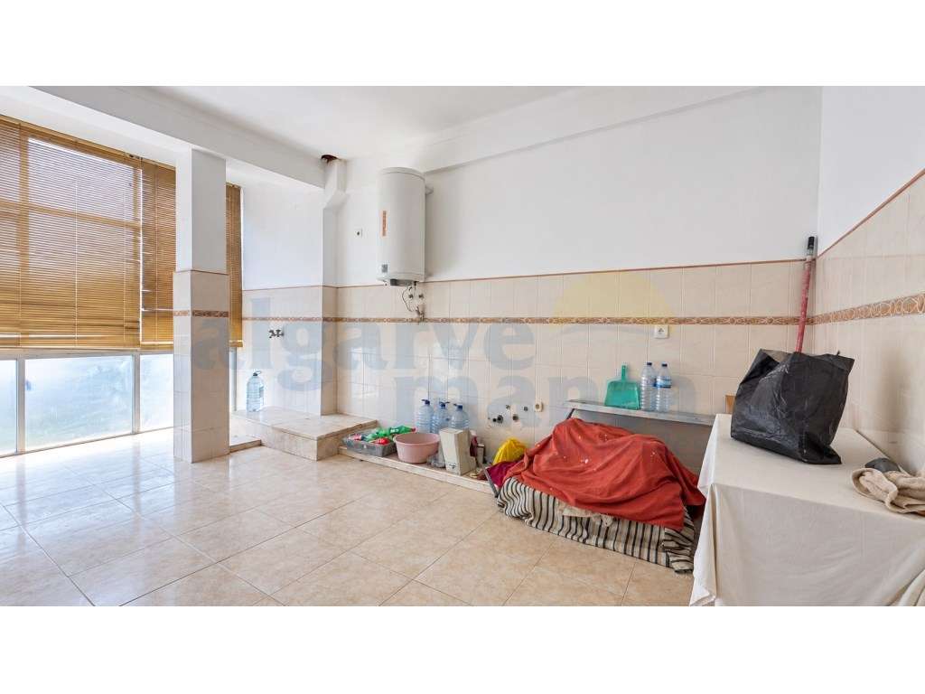 Apartamento T2 para Remodelar na Porta Nova - Tavira | Excelente Po...-2