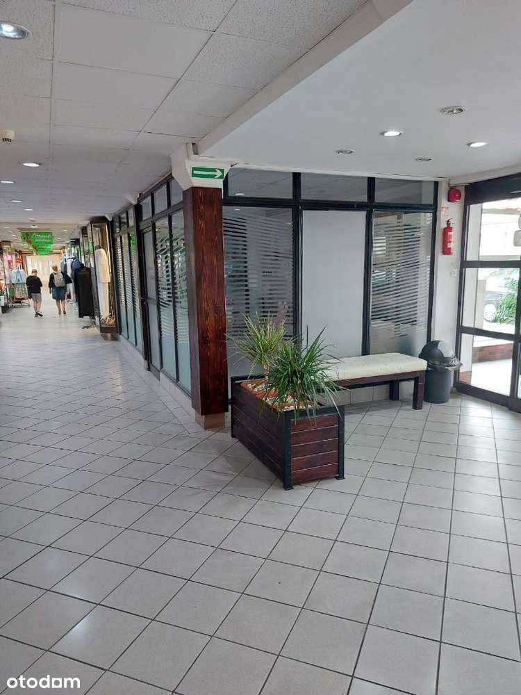 Lokal w Słupsku super lokalizacja - Pełny obrazek: 1/9