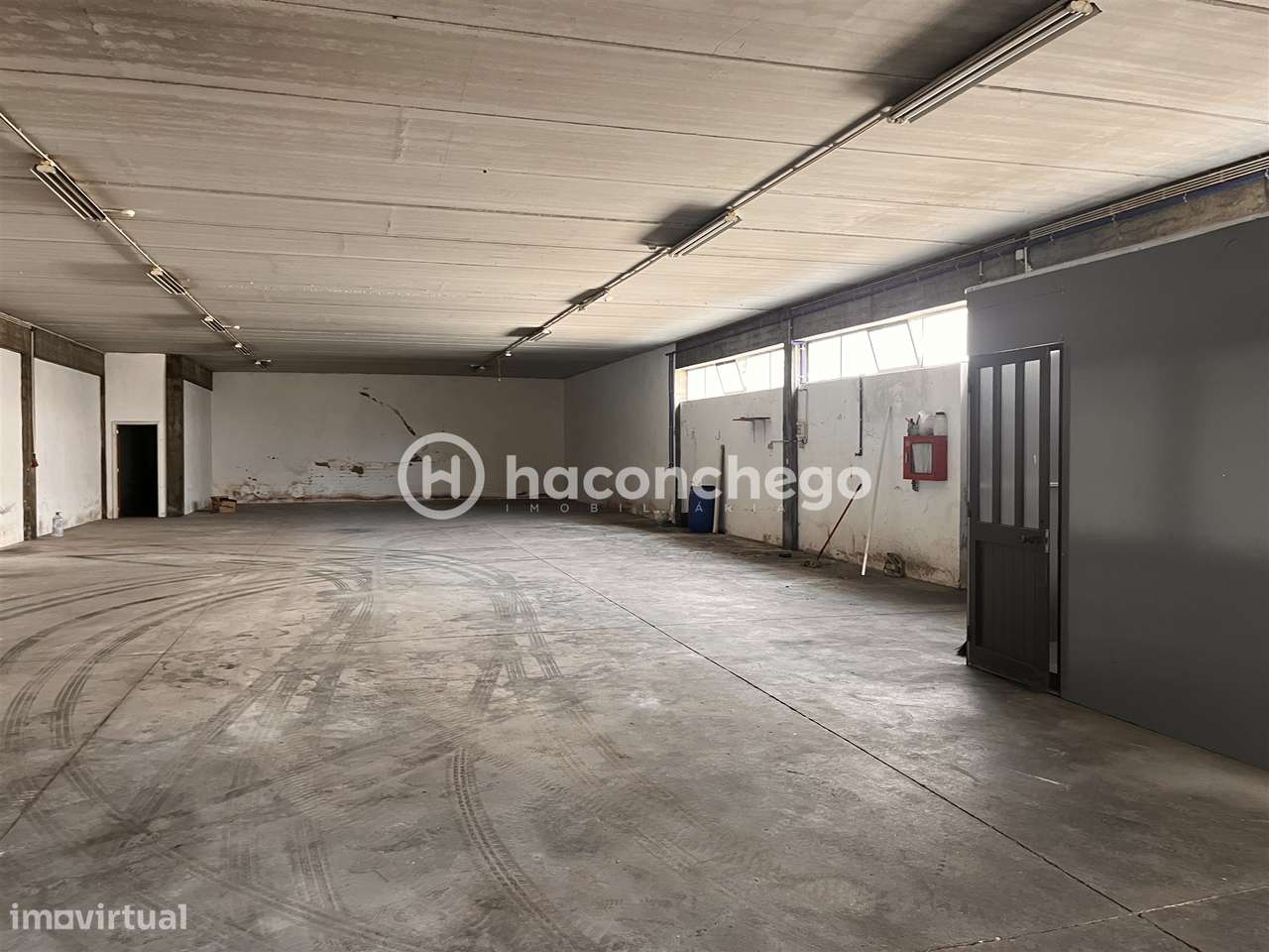 Pavilhão para arrendar em Manhente Barcelos - Grande imagem: 4/8