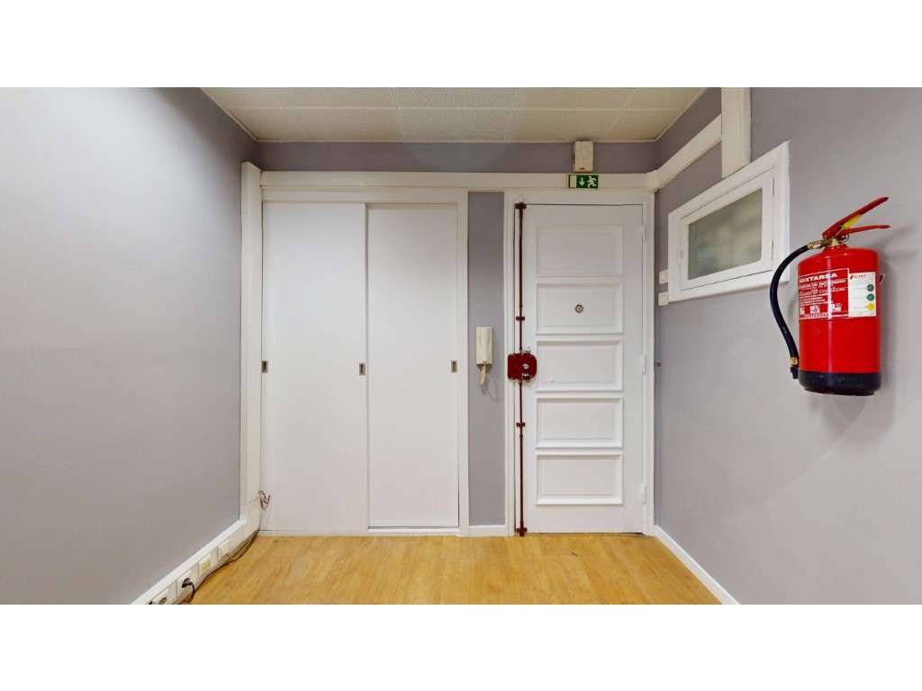 Escritório Avenida Infante Santo - Grande imagem: 5/16