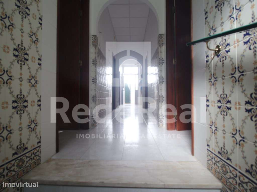 Moradia T3 com 3 anexos no centro de Faro - Grande imagem: 4/28