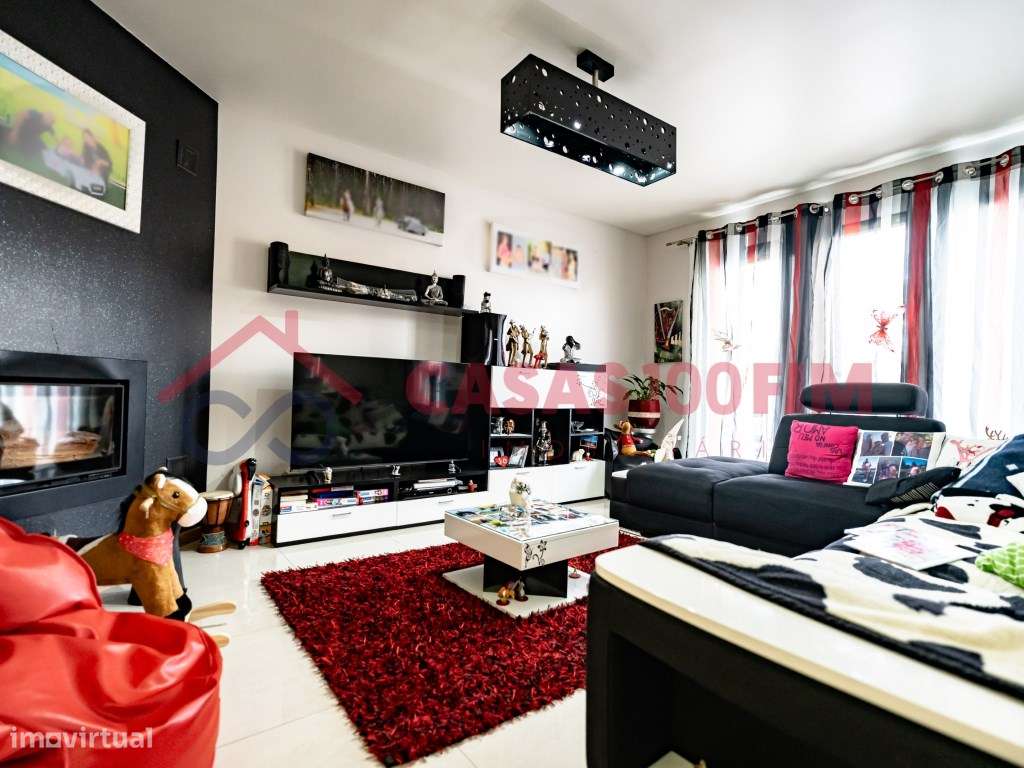 Moradia T3 Geminada - Grande imagem: 4/35