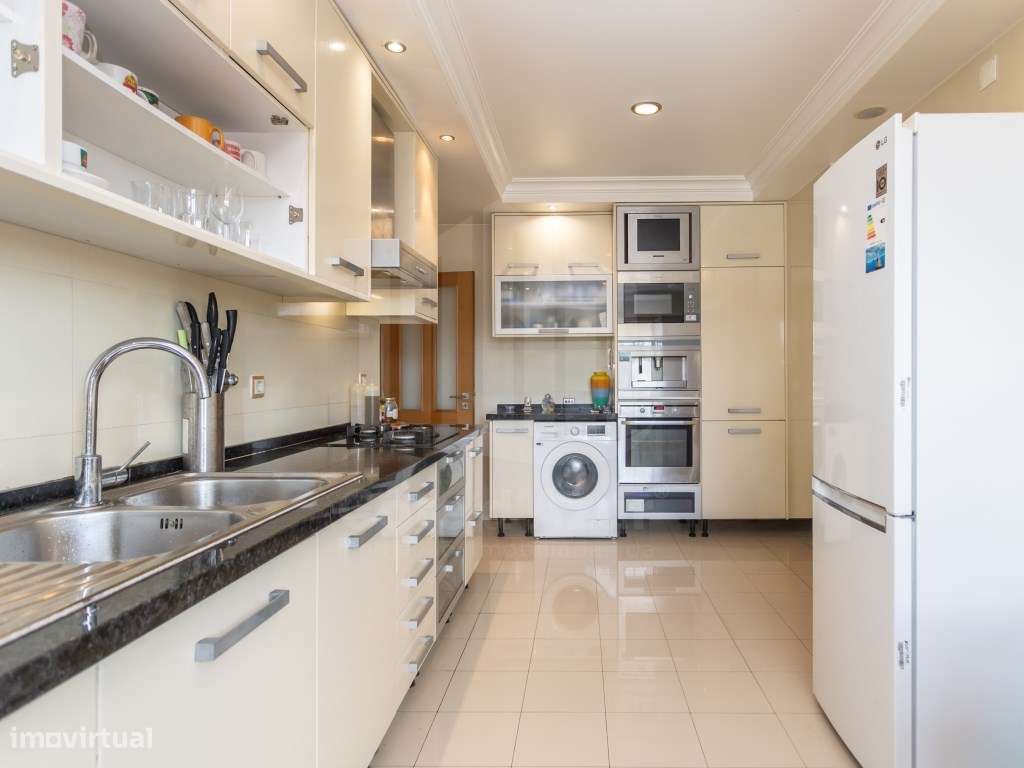 Moradia T6 em Paço de Arcos - Oeiras-17